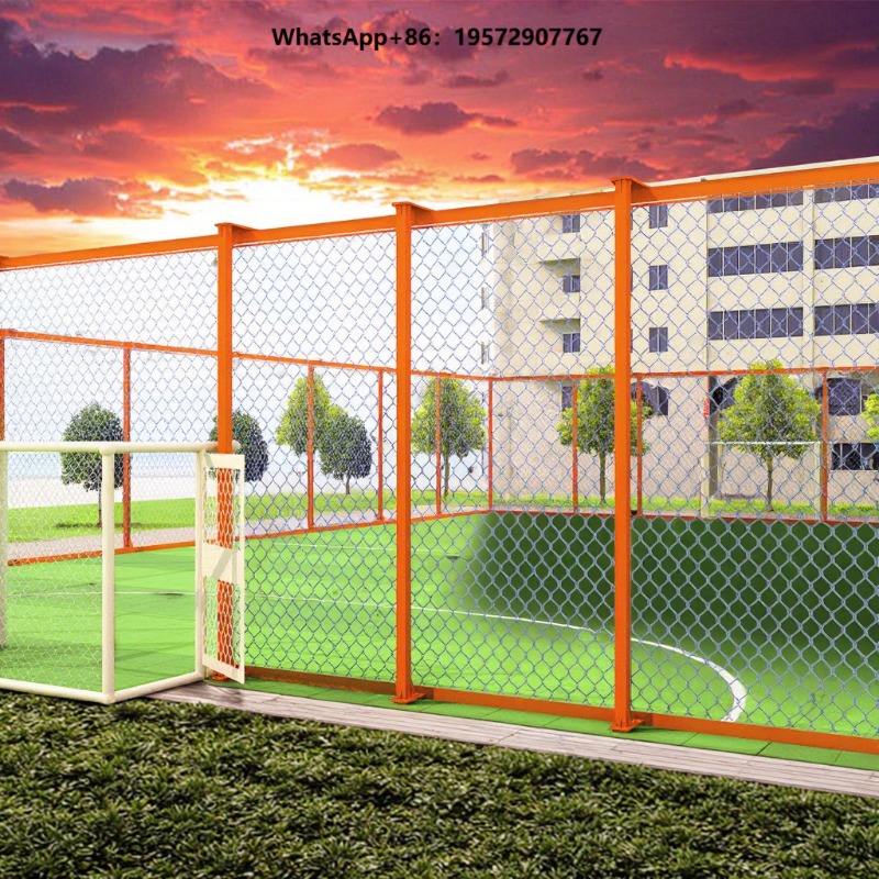 Outdoor Sport Club - Overdekte en buiten voetbalkooi, futsalveld zonder