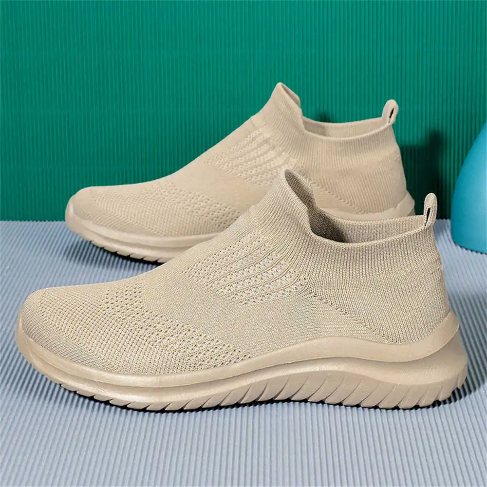 Beige Zachte Nieuwe Nieuwighei - Outdoor Sport An recensie en prijs